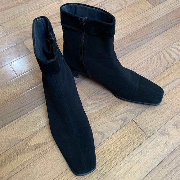 Stuart Weizman Gore-Tex side zipper ankle boots - Picture 2 of 10